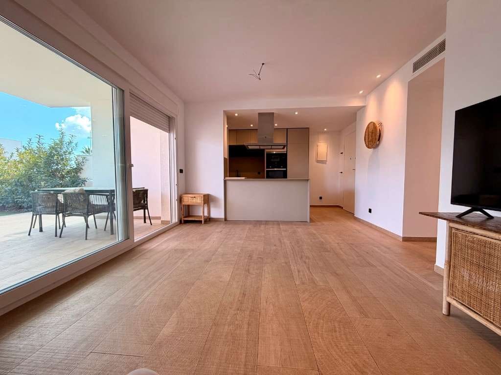 2 bedroom Apartment for sale in Algorfa with pool - € 249,950 (Ref: 10077301)