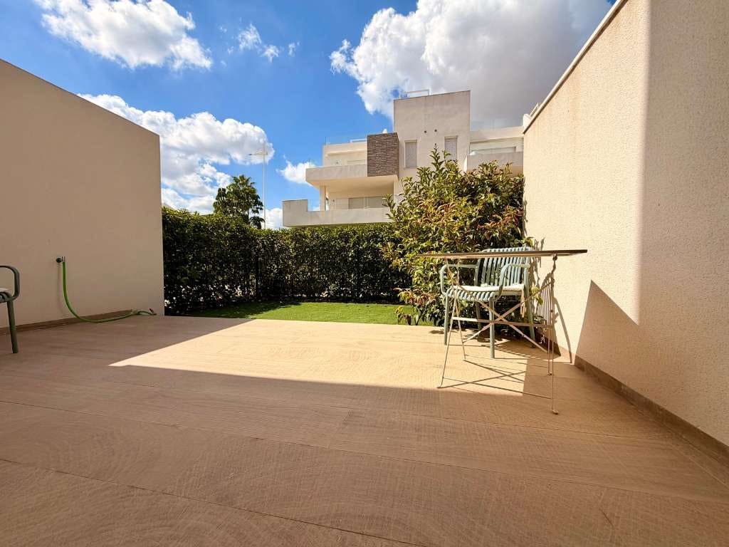 2 bedroom Apartment for sale in Algorfa with pool - € 249,950 (Ref: 10077301)