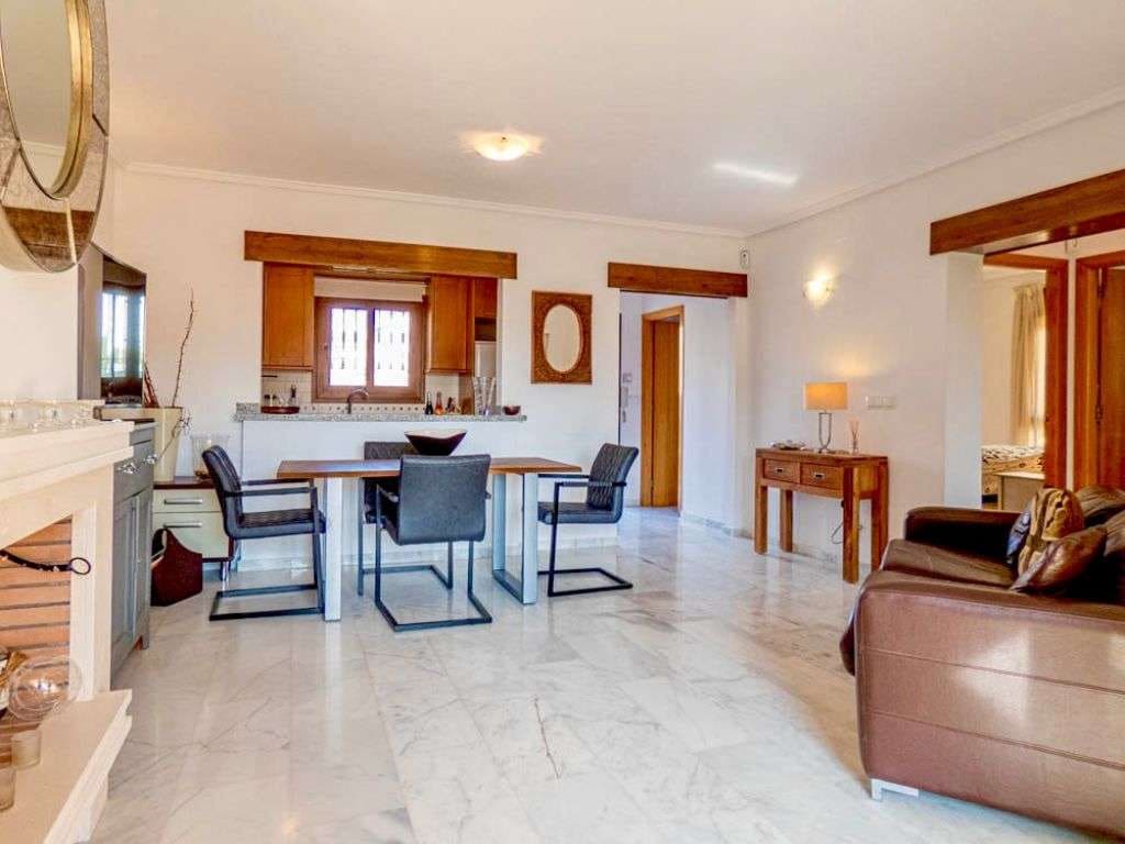 Apartamento de 2 habitaciones en Algorfa en venta con piscina garaje - 174.500 € (Ref: 10095650)