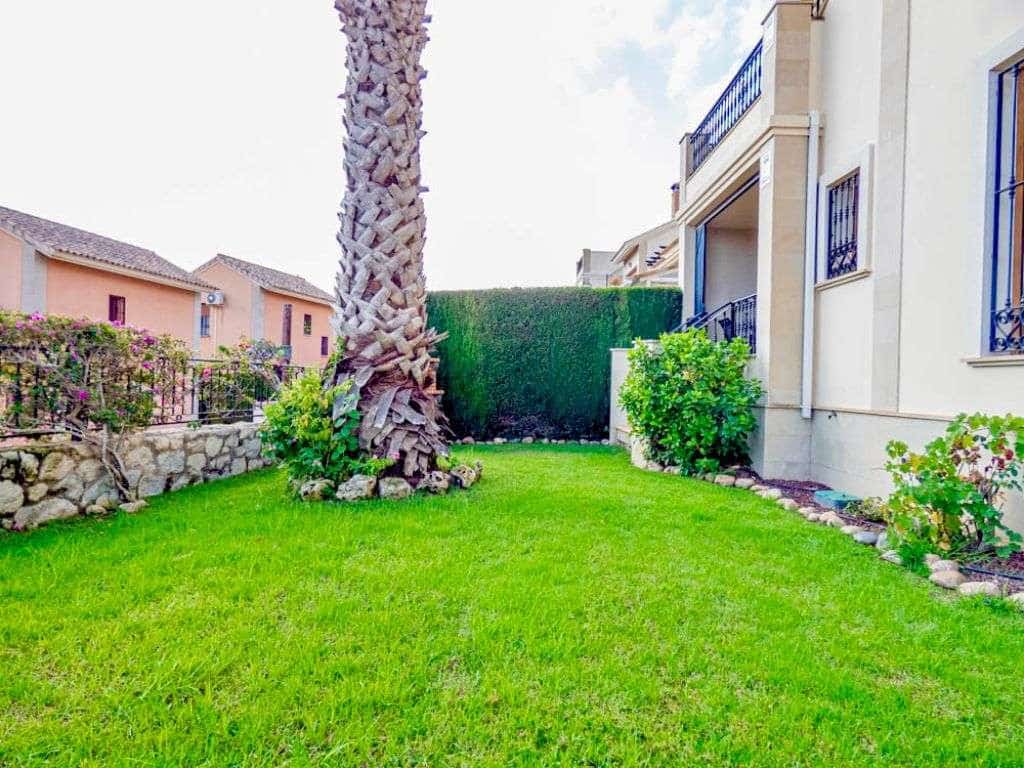 Apartamento de 2 habitaciones en Algorfa en venta con piscina garaje - 174.500 € (Ref: 10095650)