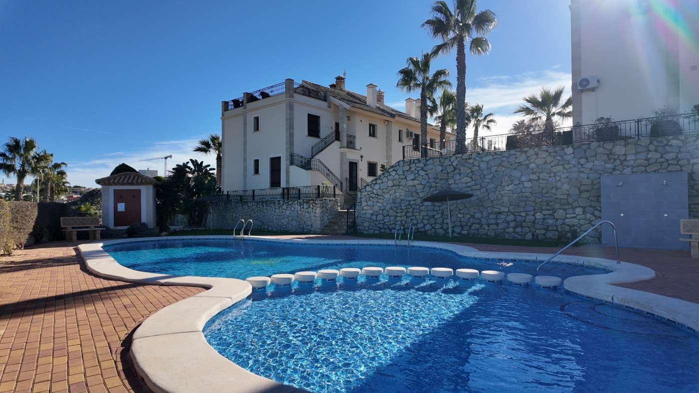 Apartamento de 2 habitaciones en Algorfa en venta con piscina garaje - 174.500 € (Ref: 10095650)