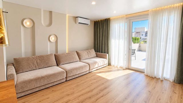 2 soveværelse Lejlighed til salg i La Veleta, Torrevieja - € 249.000 (Ref: 10106442)