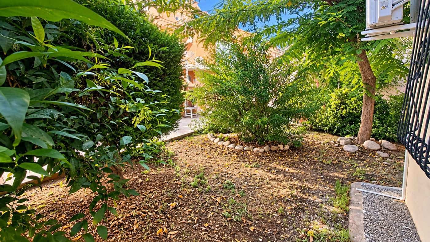 2 soveværelse Lejlighed til salg i La Veleta - € 249.000 (Ref: 10106442)