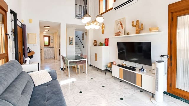 3 sypialnia Willa na sprzedaż w Algorfa z basenem garażem - 479 000 € (Ref: 10120875)