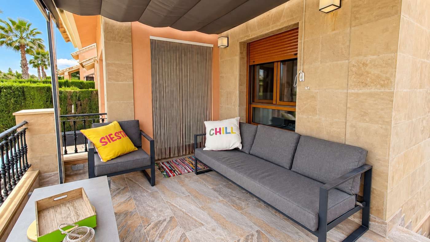 3 sypialnia Willa na sprzedaż w Algorfa z basenem garażem - 479 000 € (Ref: 10120875)