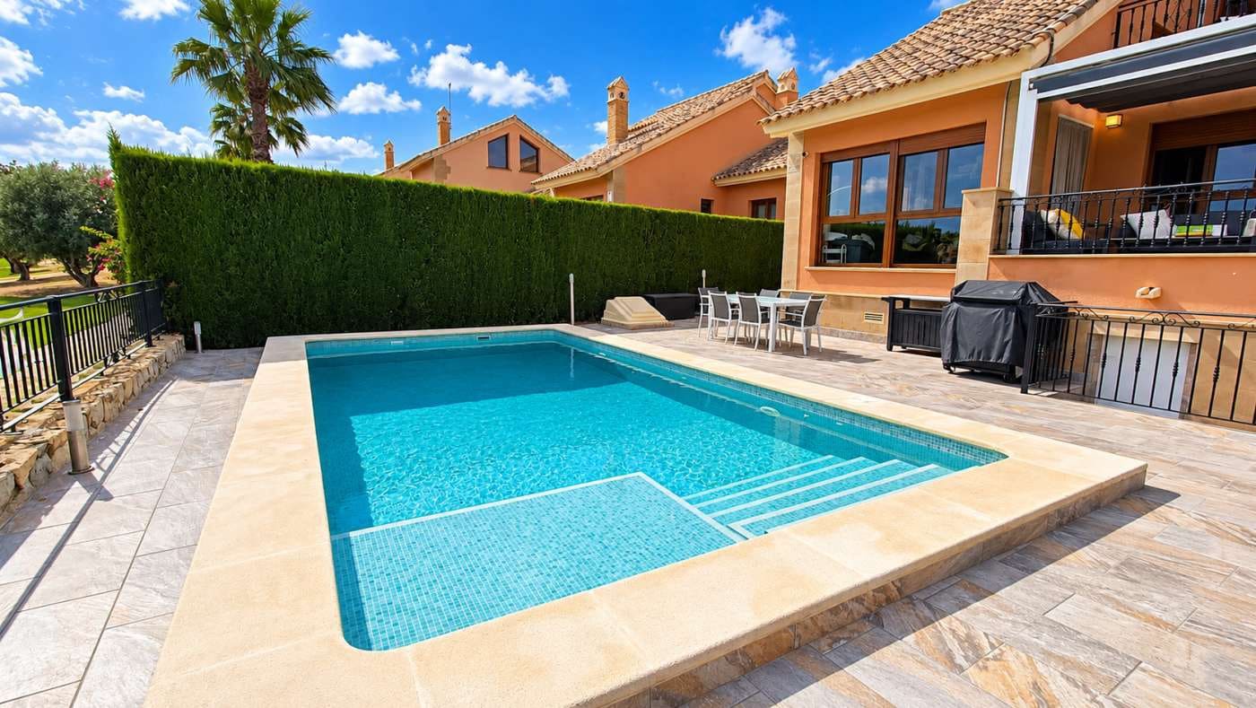 3 sypialnia Willa na sprzedaż w Algorfa z basenem garażem - 479 000 € (Ref: 10120875)