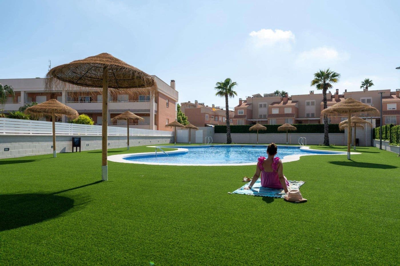 3 slaapkamer Rijtjeshuis te koop in Gran Alacant met zwembad garage - € 420.000 (Ref: 10130742)