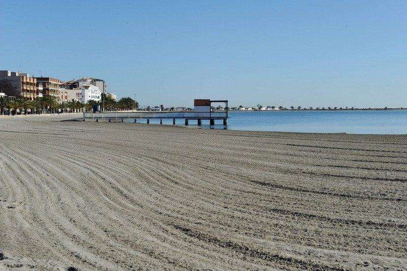 3 soveværelse Villa til salg i San Pedro del Pinatar med swimmingpool garage - € 539.950 (Ref: 10140303)