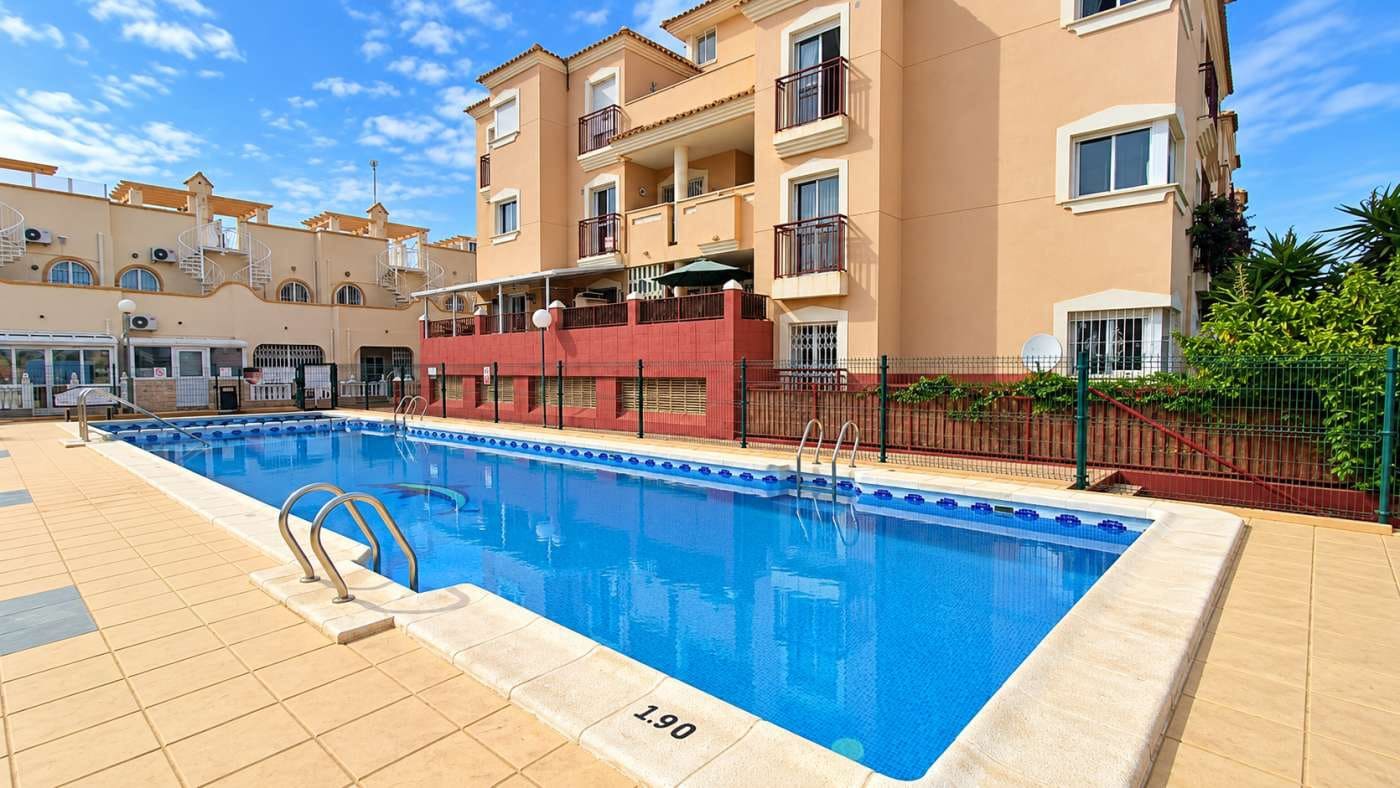 2 chambre Appartement à vendre à La Florida avec piscine garage - 179 000 € (Ref: 10141330)