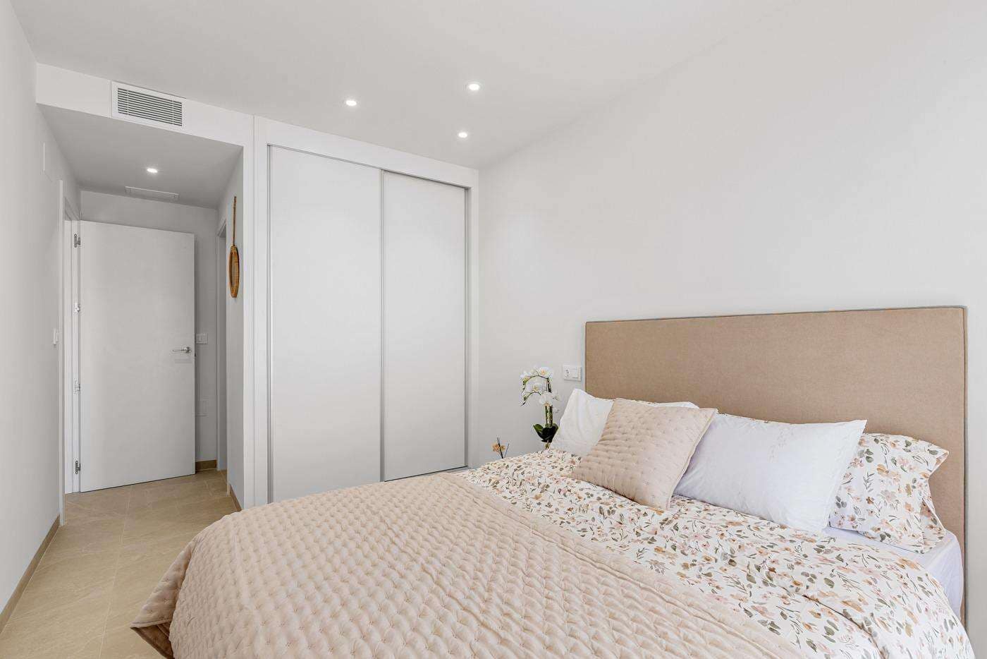 3 bedroom Apartment for sale in Jacarilla with pool garage - € 158,500 (Ref: 10155855)