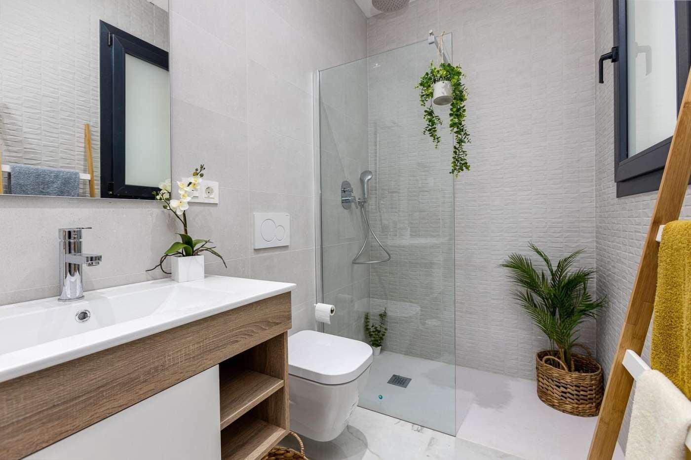 4 Zimmer Villa zu verkaufen in Ciudad Quesada mit Pool Garage - 799.000 € (Ref: 10159950)