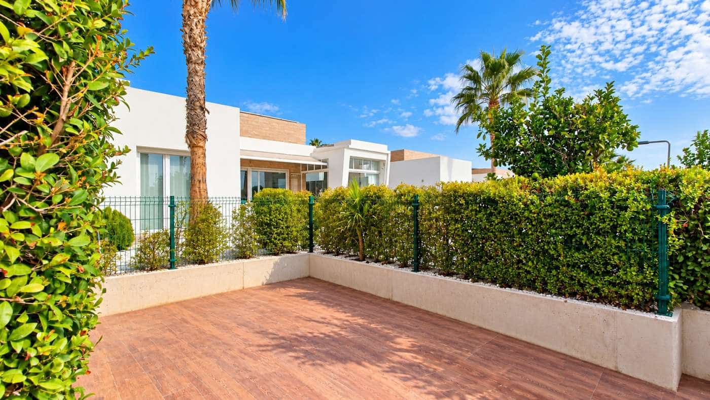 Chalet de 3 habitaciones en Algorfa en venta con piscina garaje - 559.900 € (Ref: 10167435)