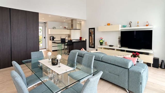 3 bedroom Villa for sale in Algorfa with pool garage - € 559,900 (Ref: 10167435)