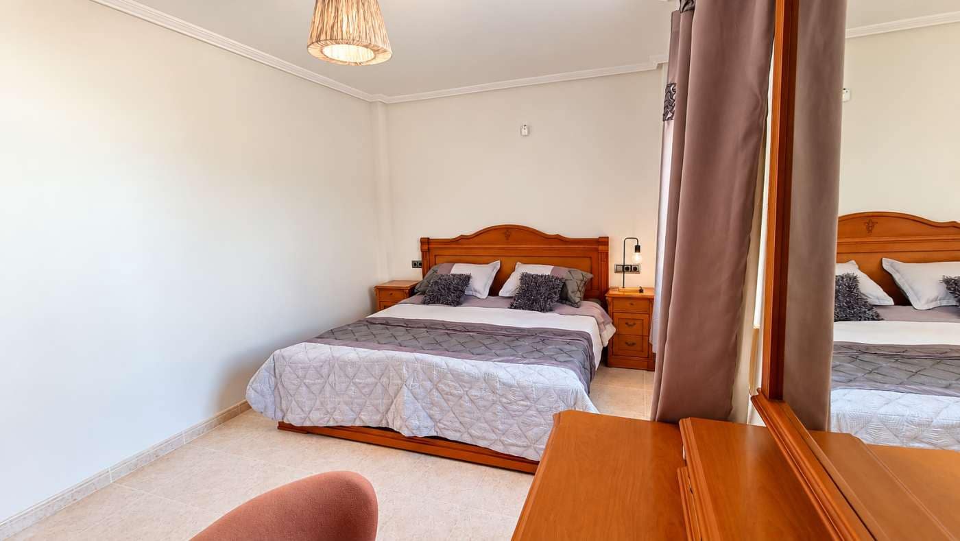 6 bedroom Villa for sale in Algorfa with pool garage - € 725,000 (Ref: 10169243)