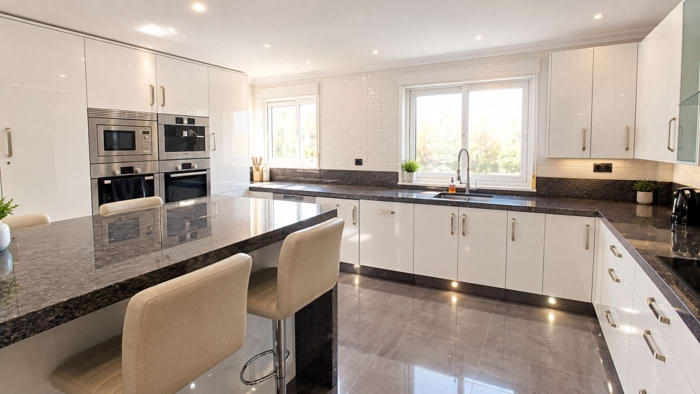 6 bedroom Villa for sale in Algorfa with pool garage - € 725,000 (Ref: 10169243)
