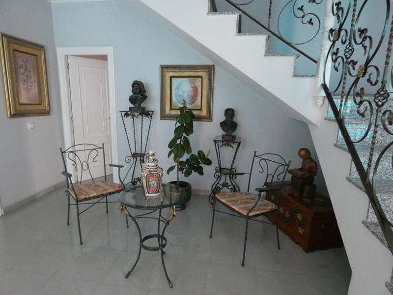 4 soveværelse Villa til salg i Almoradi med garage - € 499.950 (Ref: 6079194)