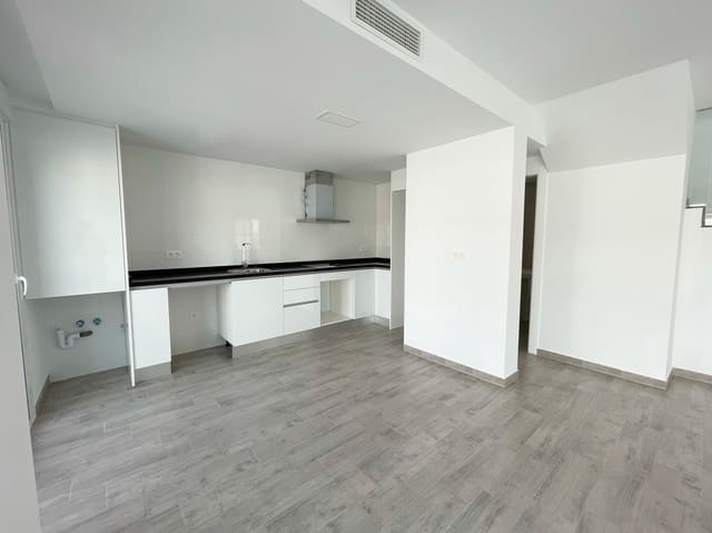 4 soverom Villa til salgs i Monte y Mar, Santa Pola med svømmebasseng garasje - € 425 000 (Ref: 6079380)