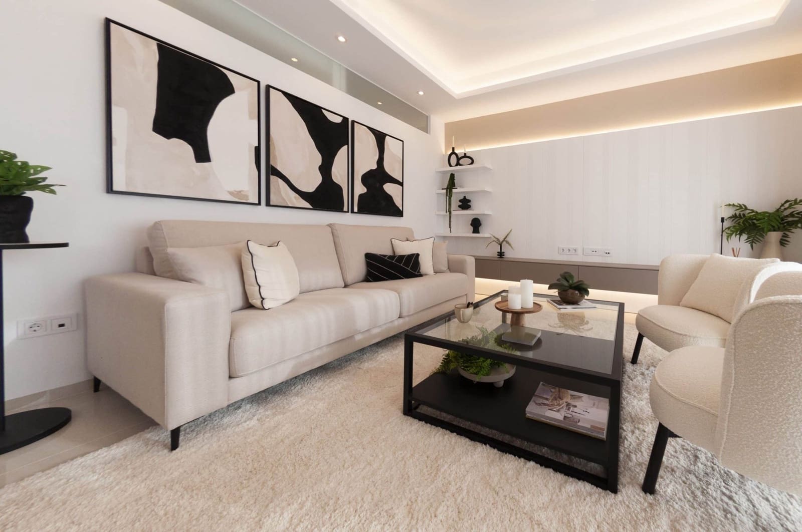 2 bedroom Apartment for sale in Ciudad Quesada with pool garage - € 316,500 (Ref: 6079381)