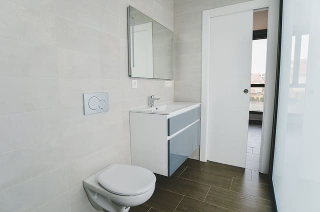 4 slaapkamer Villa te koop in Puerto Marino, Santa Pola met zwembad garage - € 615.000 (Ref: 6734536)