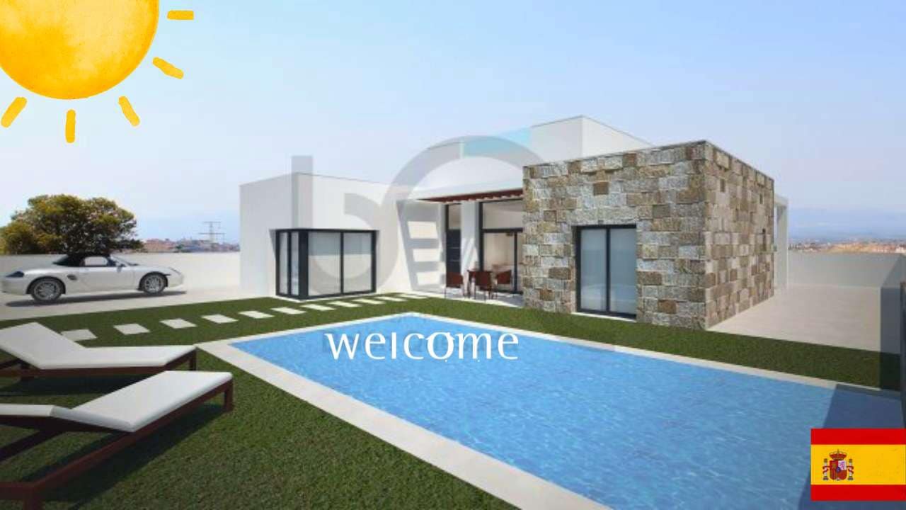 3 bedroom Villa for sale in Ciudad Quesada with pool garage - € 600,000 (Ref: 6954706)