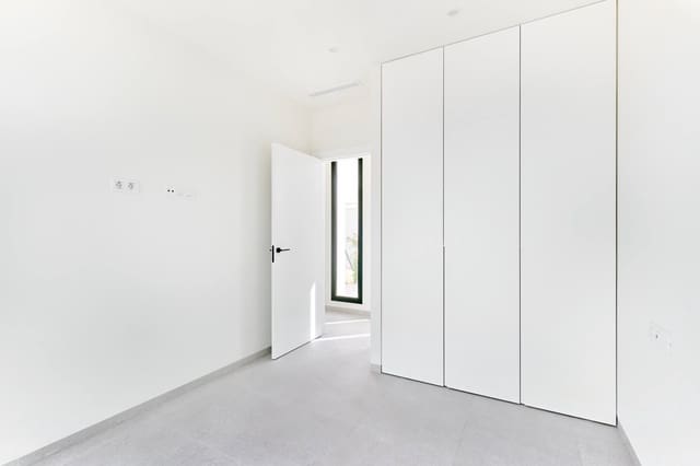 3 sypialnia Willa na sprzedaż w Cabo Roig, Orihuela z basenem garażem - 760 000 € (Ref: 6958840)