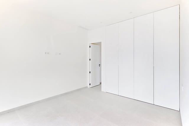 3 sypialnia Willa na sprzedaż w Cabo Roig, Orihuela z basenem garażem - 760 000 € (Ref: 6958840)