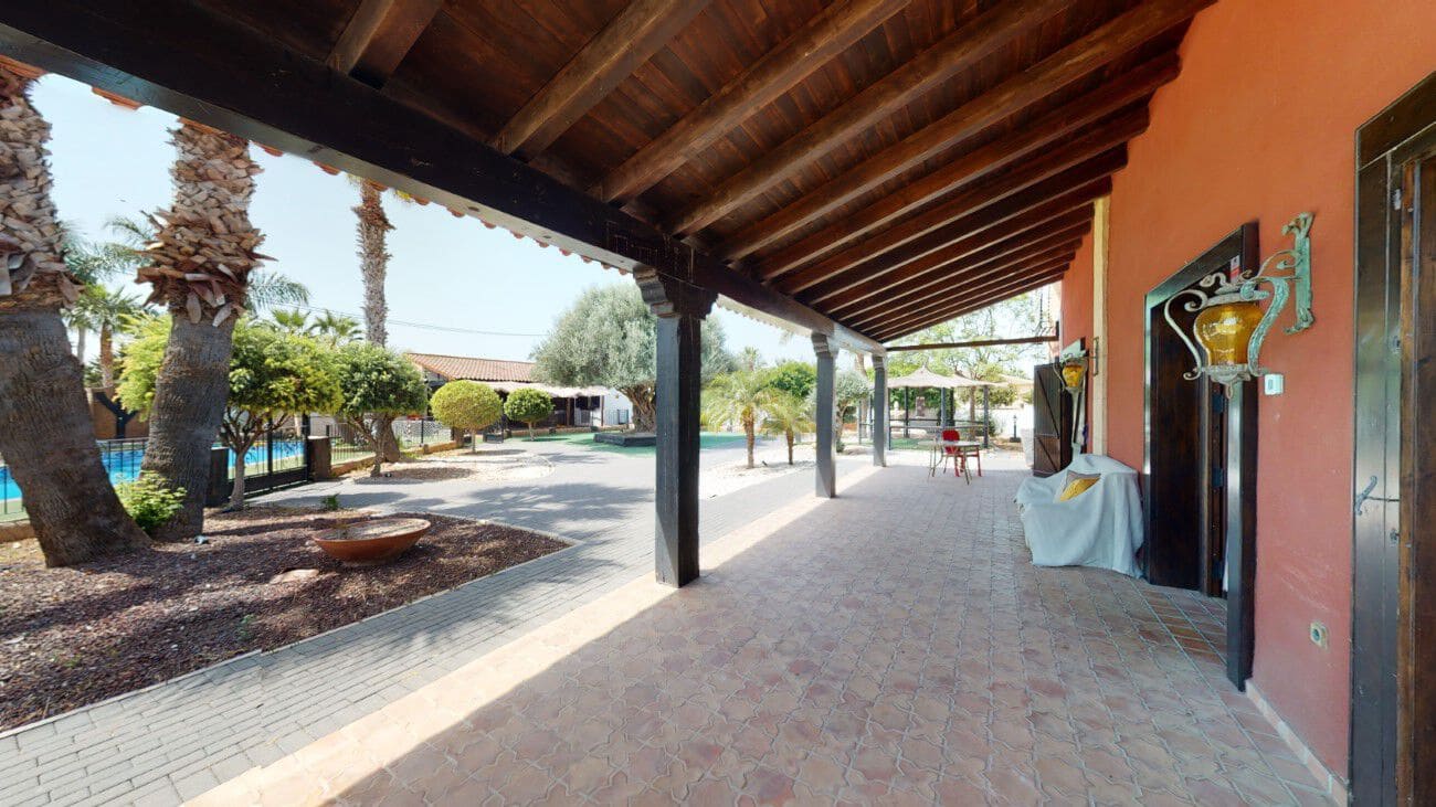 6 sovrum Villa till salu i Catral med pool garage - 780 000 € (Ref: 7465025)