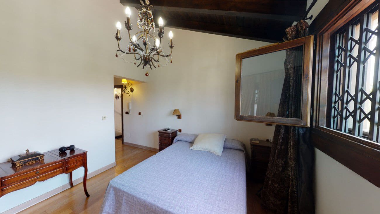 6 bedroom Villa for sale in Catral with pool garage - € 780,000 (Ref: 7465025)