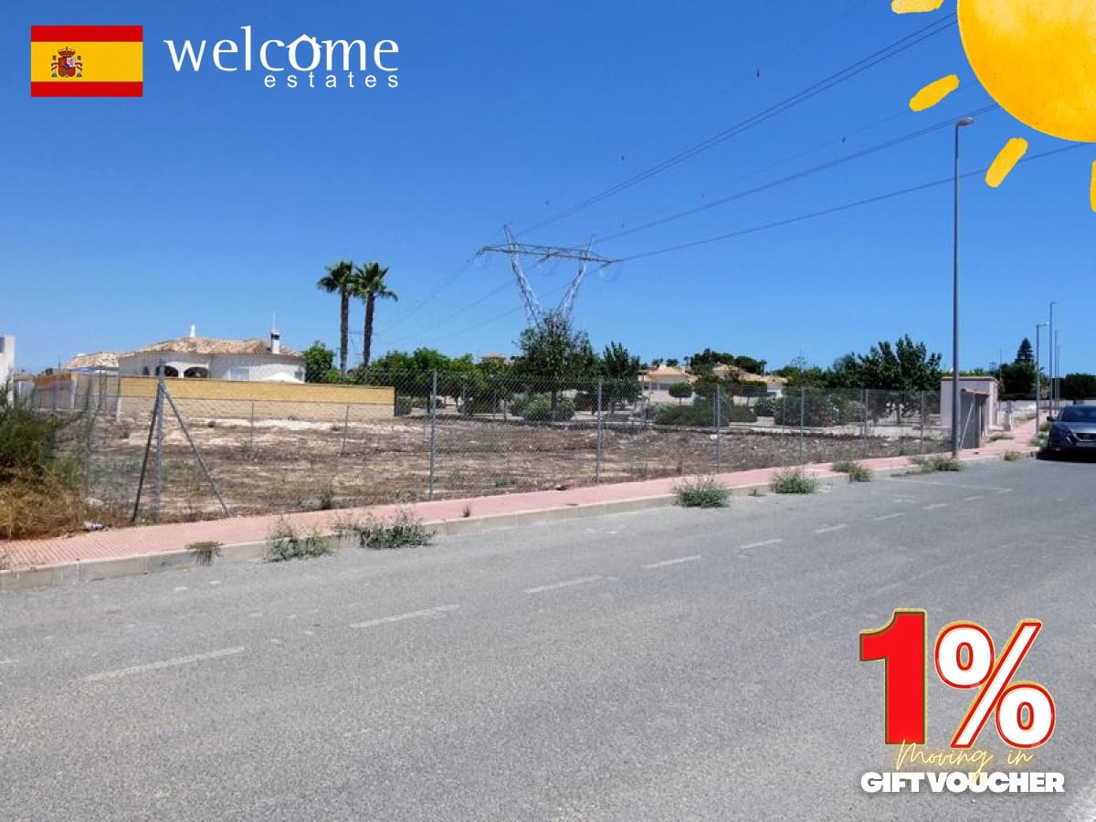 Ubebygd land til salgs i La Marina - € 190 000 (Ref: 7543430)