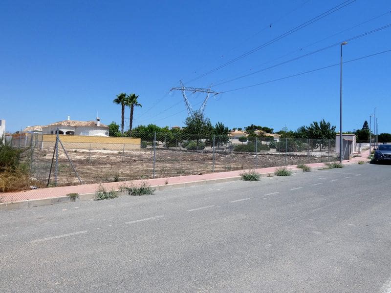 Undeveloped Land for sale in La Marina - € 200,000 (Ref: 7543430)