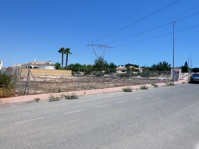 Ubebygd land til salgs i La Marina, Elche / Elx - € 200 000 (Ref: 7543430)