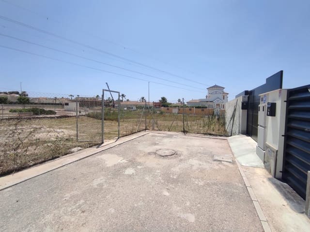 Ubebygd land til salgs i La Marina, Elche / Elx - € 200 000 (Ref: 7543430)