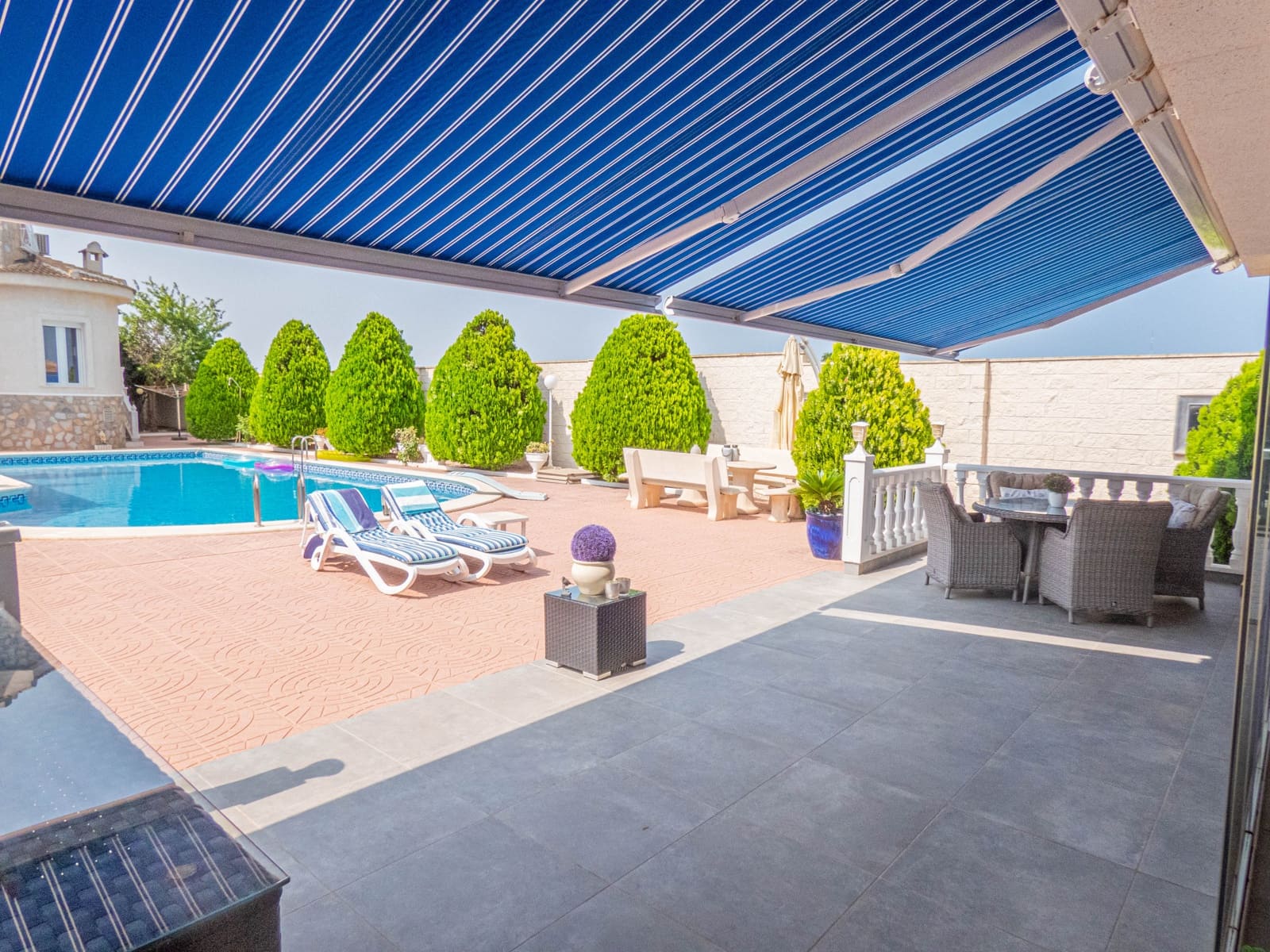 6 bedroom Villa for sale in Ciudad Quesada with pool garage - € 887,500 (Ref: 7677197)