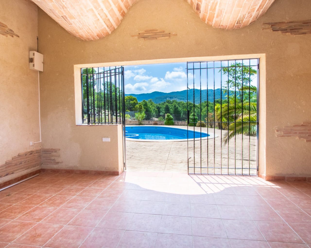 15 soveværelse Villa til salg i Ibi med swimmingpool garage - € 845.000 (Ref: 7769562)