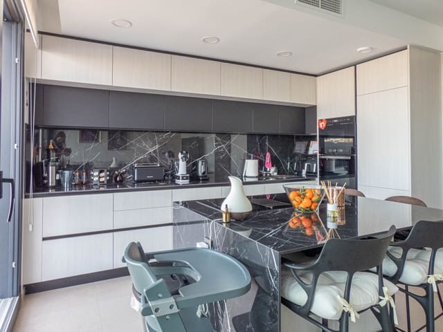 3 quarto Apartamento para venda em Los Secanos, Guardamar del Segura com piscina garagem - 470 000 € (Ref: 8176668)