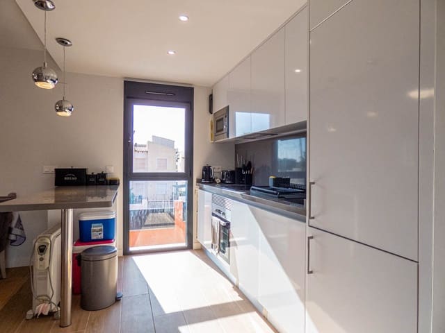 Apartamento de 2 habitaciones en Villamartin, Orihuela en venta con piscina garaje - 254.900 € (Ref: 8240286)