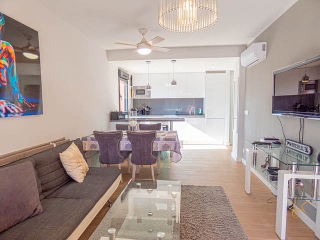 Apartamento de 2 habitaciones en Villamartin, Orihuela en venta con piscina garaje - 254.900 € (Ref: 8240286)