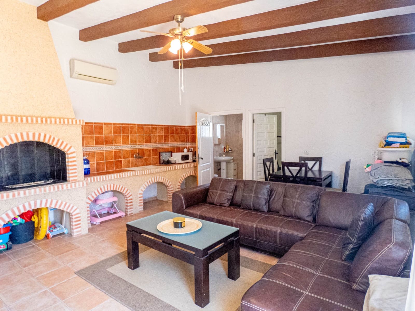 6 slaapkamer Villa te koop in Heredades met zwembad garage - € 650.000 (Ref: 8394102)