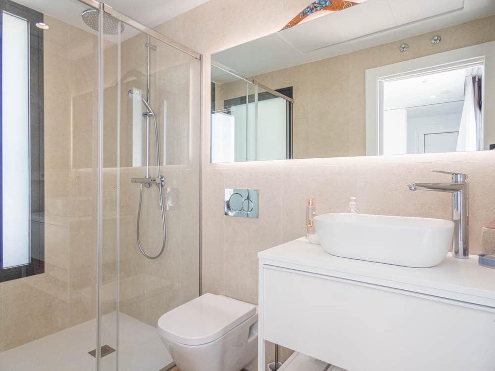 6 soverom Villa til salgs i Monforte del Cid med svømmebasseng garasje - € 675 000 (Ref: 8425527)