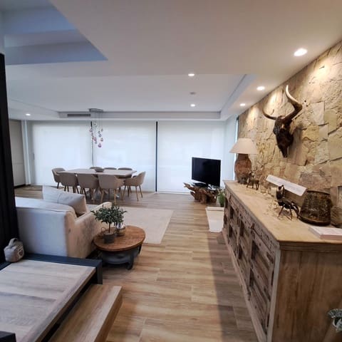 6 slaapkamer Villa te koop in Monforte del Cid met zwembad garage - € 675.000 (Ref: 8425527)