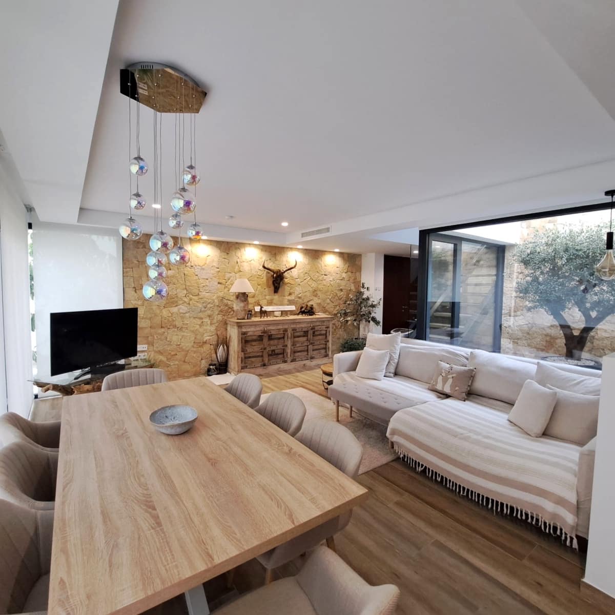 6 soverom Villa til salgs i Monforte del Cid med svømmebasseng garasje - € 675 000 (Ref: 8425527)