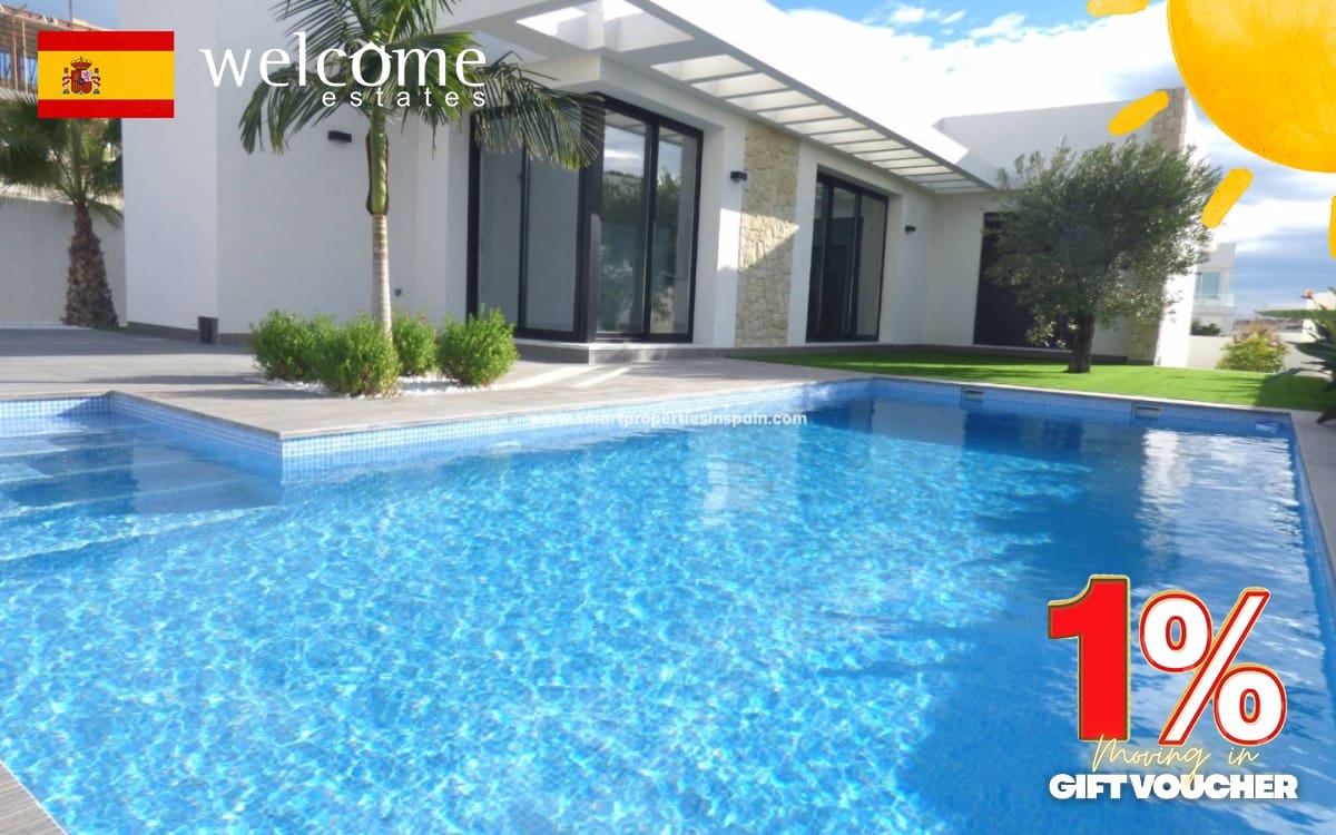 3 slaapkamer Villa te koop in La Marina met zwembad garage - € 590.000 (Ref: 8469475)