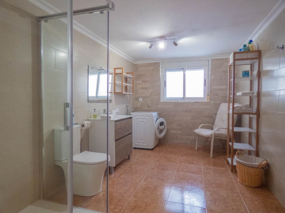 6 bedroom Villa for sale in Orihuela with pool garage - € 460,000 (Ref: 8549595)