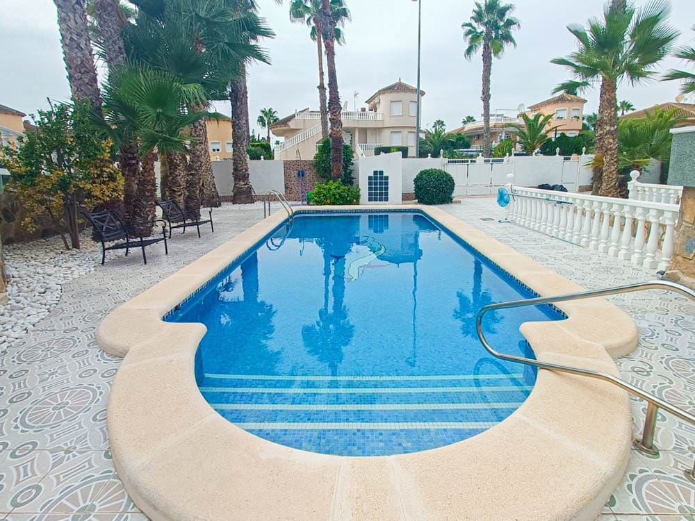 6 bedroom Villa for sale in Orihuela with pool garage - € 460,000 (Ref: 8549595)
