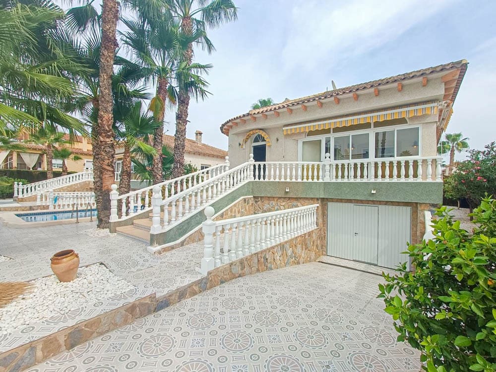 6 bedroom Villa for sale in Orihuela with pool garage - € 460,000 (Ref: 8549595)