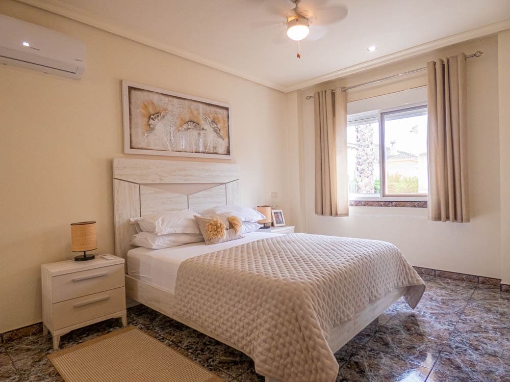 6 soveværelse Villa til salg i Orihuela med swimmingpool garage - € 459.950 (Ref: 8549595)