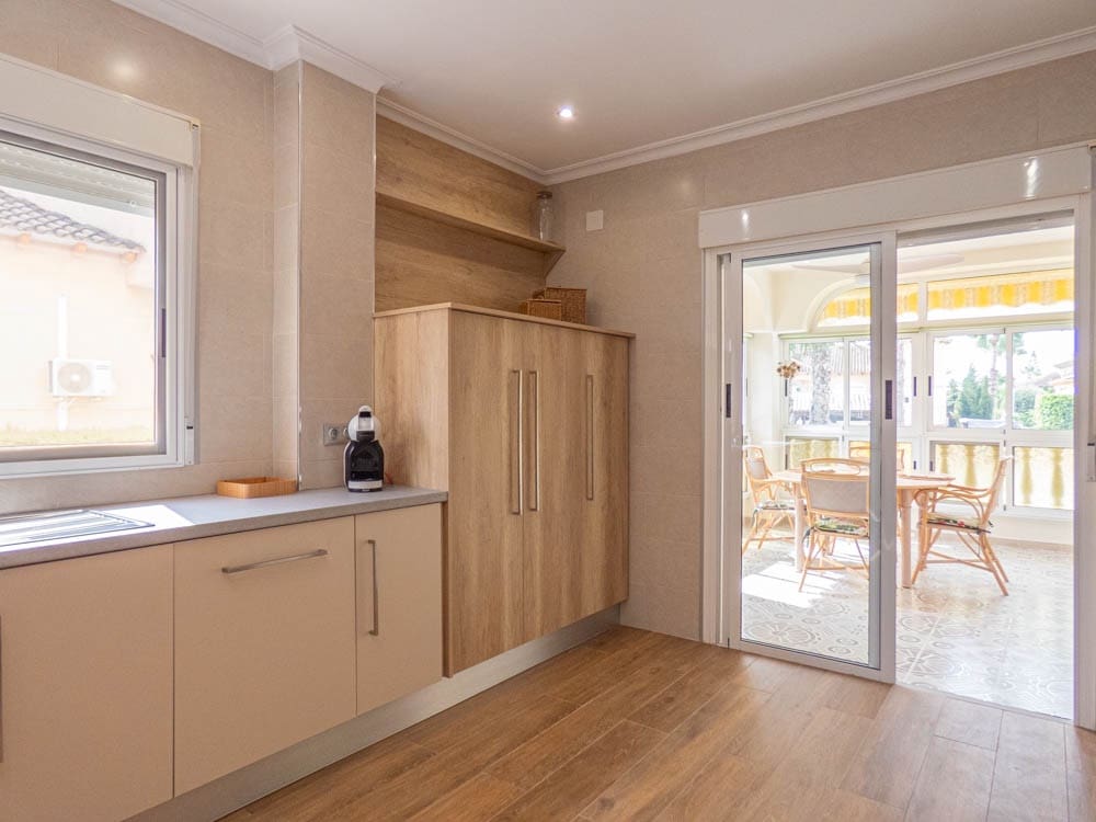 6 soveværelse Villa til salg i Orihuela med swimmingpool garage - € 459.950 (Ref: 8549595)