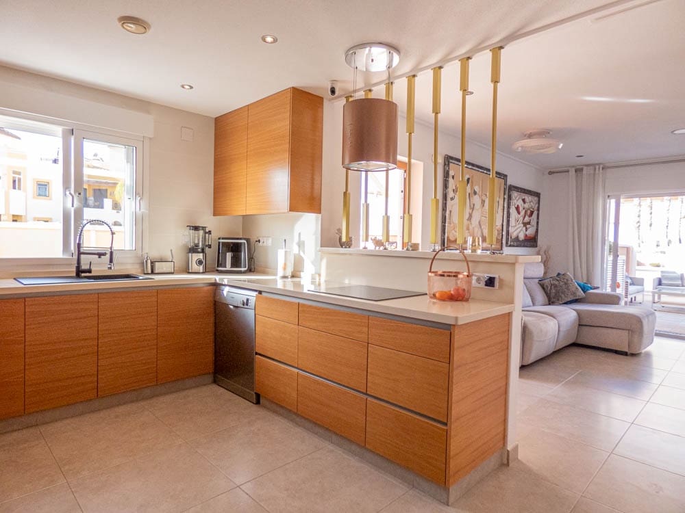 2 bedroom Apartment for sale in Punta Prima with pool garage - € 315,000 (Ref: 8681557)