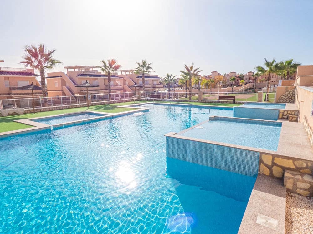 2 bedroom Apartment for sale in Punta Prima with pool garage - € 315,000 (Ref: 8681557)