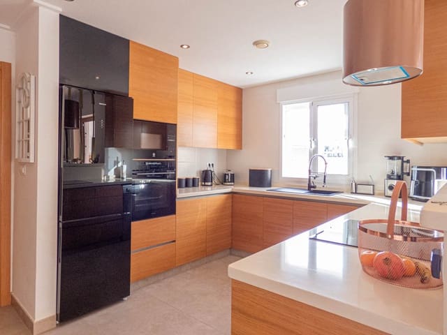 2 bedroom Apartment for sale in Punta Prima, Torrevieja with pool garage - € 315,000 (Ref: 8681557)